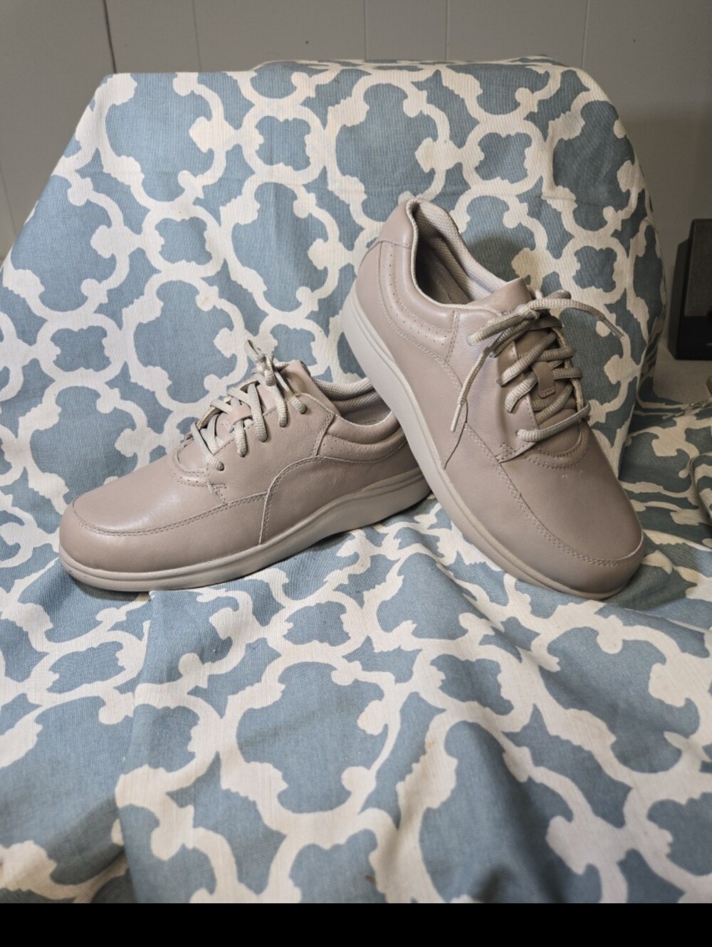 NEW Hush Puppies Bounce Gray Power Walker Womens Walking Shoes sz 8.5 M